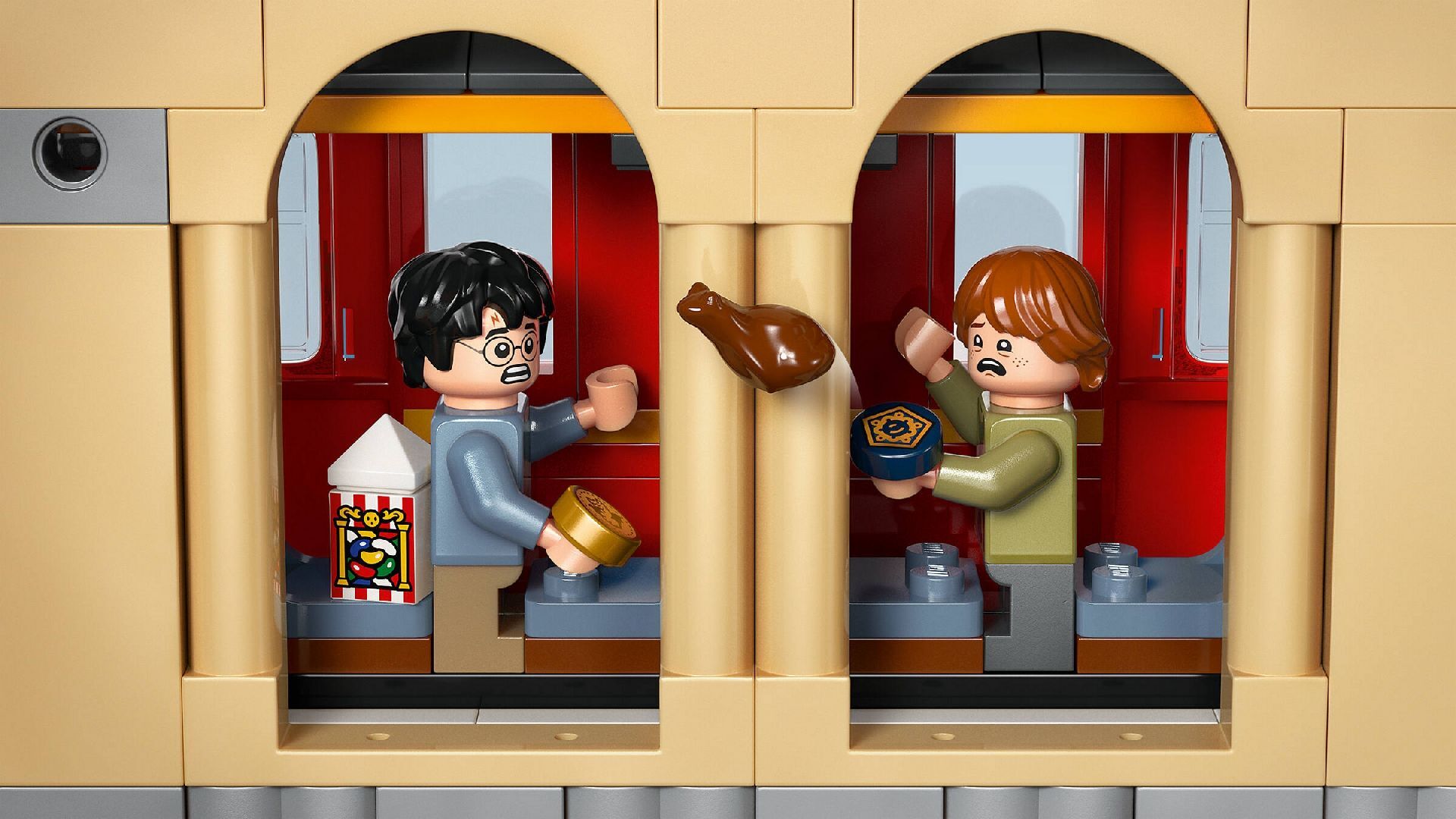 LEGO® Book Nook: Hogwarts™ Express