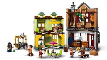 LEGO® Quality Quidditch™ Supplies & Ice Cream Parlour