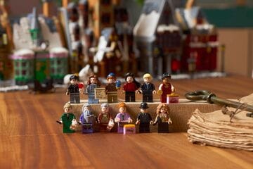 LEGO® Hogsmeade™ Village – Collectors' Edition