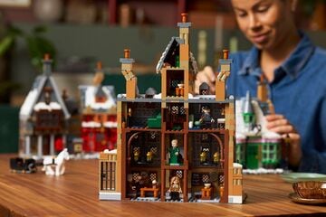 LEGO® Hogsmeade™ Village – Collectors' Edition