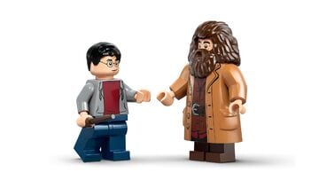 LEGO® Hagrid™ & Harry's Privet Drive Escape