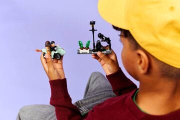 LEGO® Hagrid™ & Harry's Privet Drive Escape