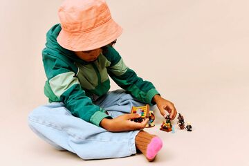 LEGO® Hogwarts™ Castle: Sorting Hat™ Ceremony