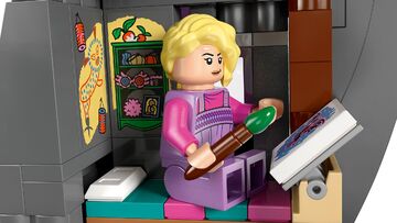 LEGO® Luna Lovegood's House