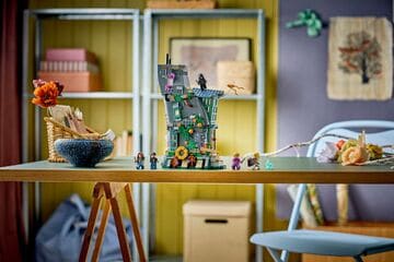 LEGO® Luna Lovegood's House