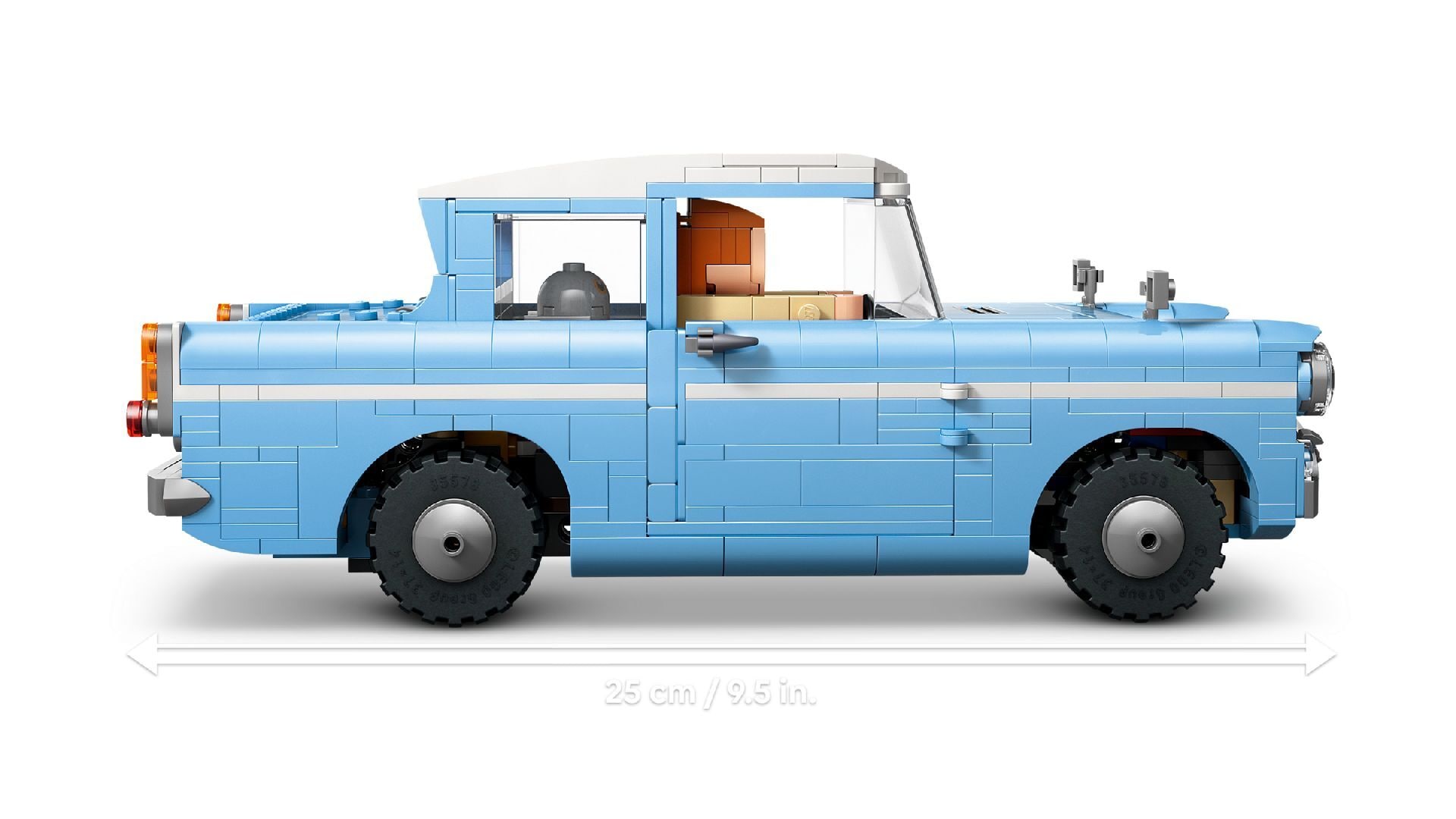 LEGO® Enchanted Flying Ford Anglia™