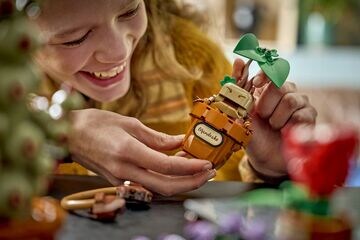 LEGO® Hogwarts™ Herbology Plants