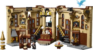 LEGO® Book Nook: Dumbledore's Office