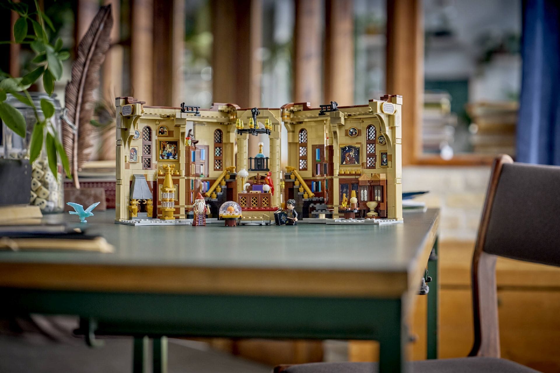 LEGO® Book Nook: Dumbledore's Office