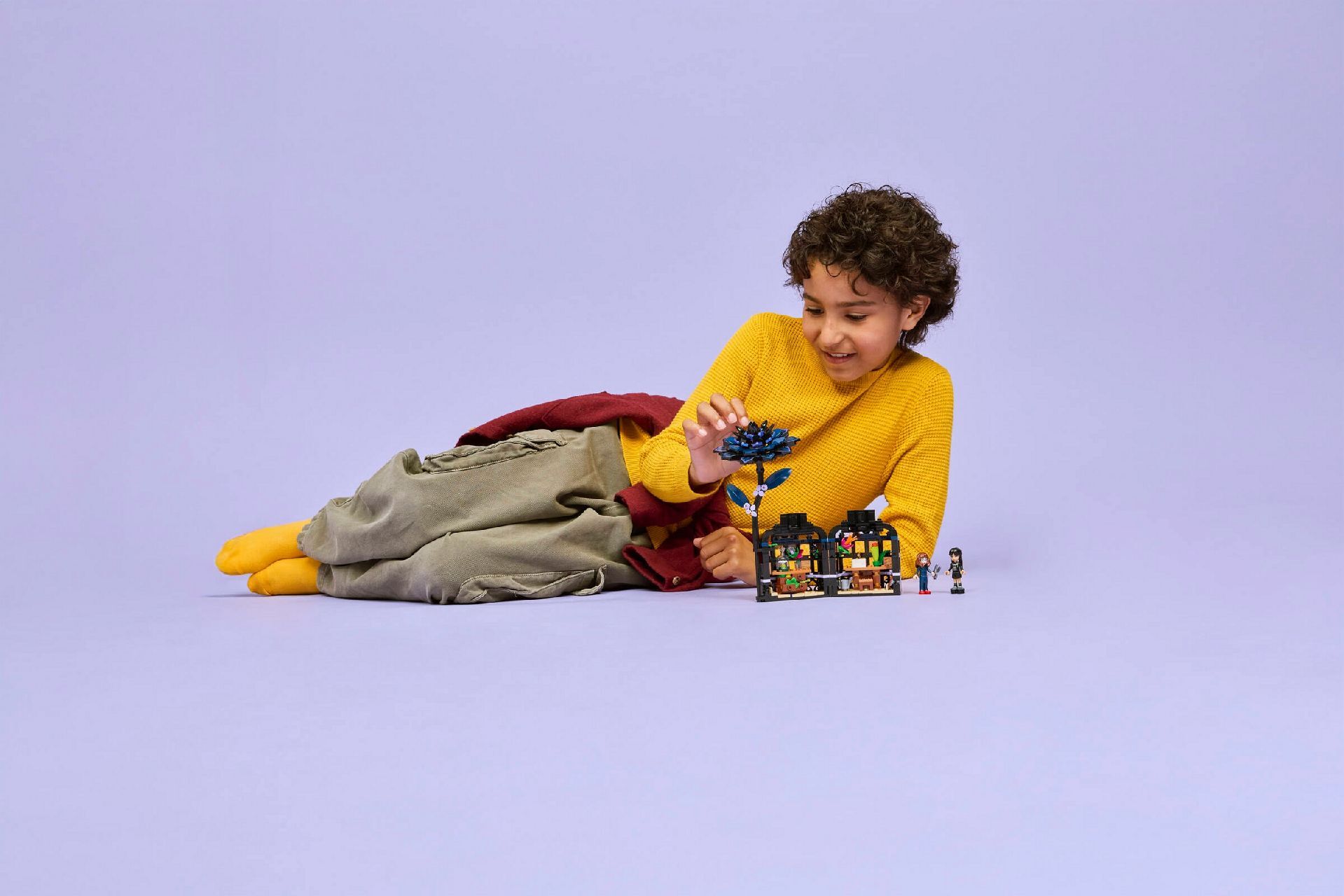 LEGO® Black Dahlia Flower