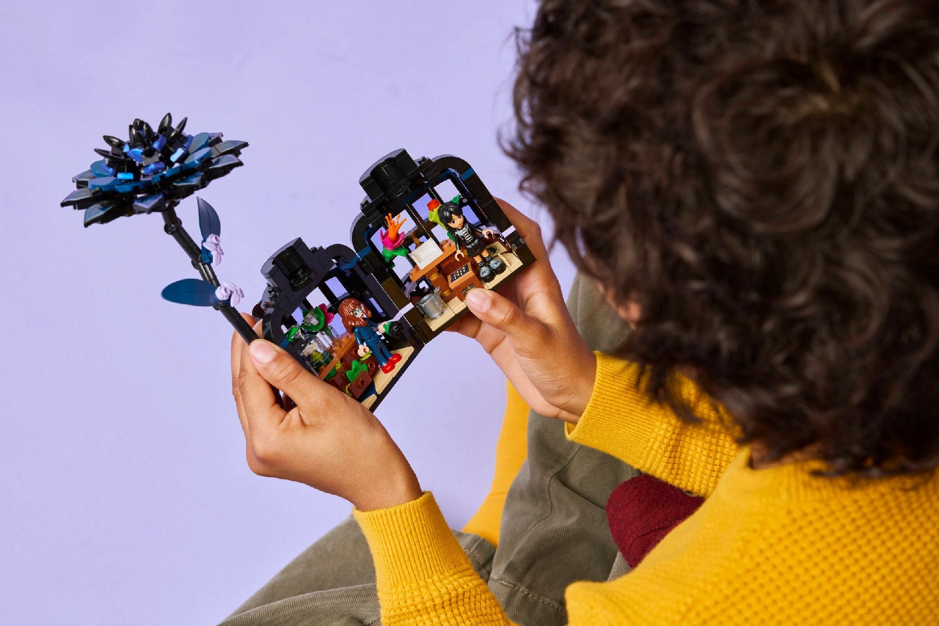 LEGO® Black Dahlia Flower