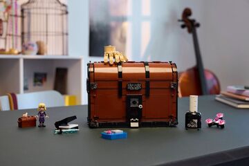 LEGO® Thing's Apartment