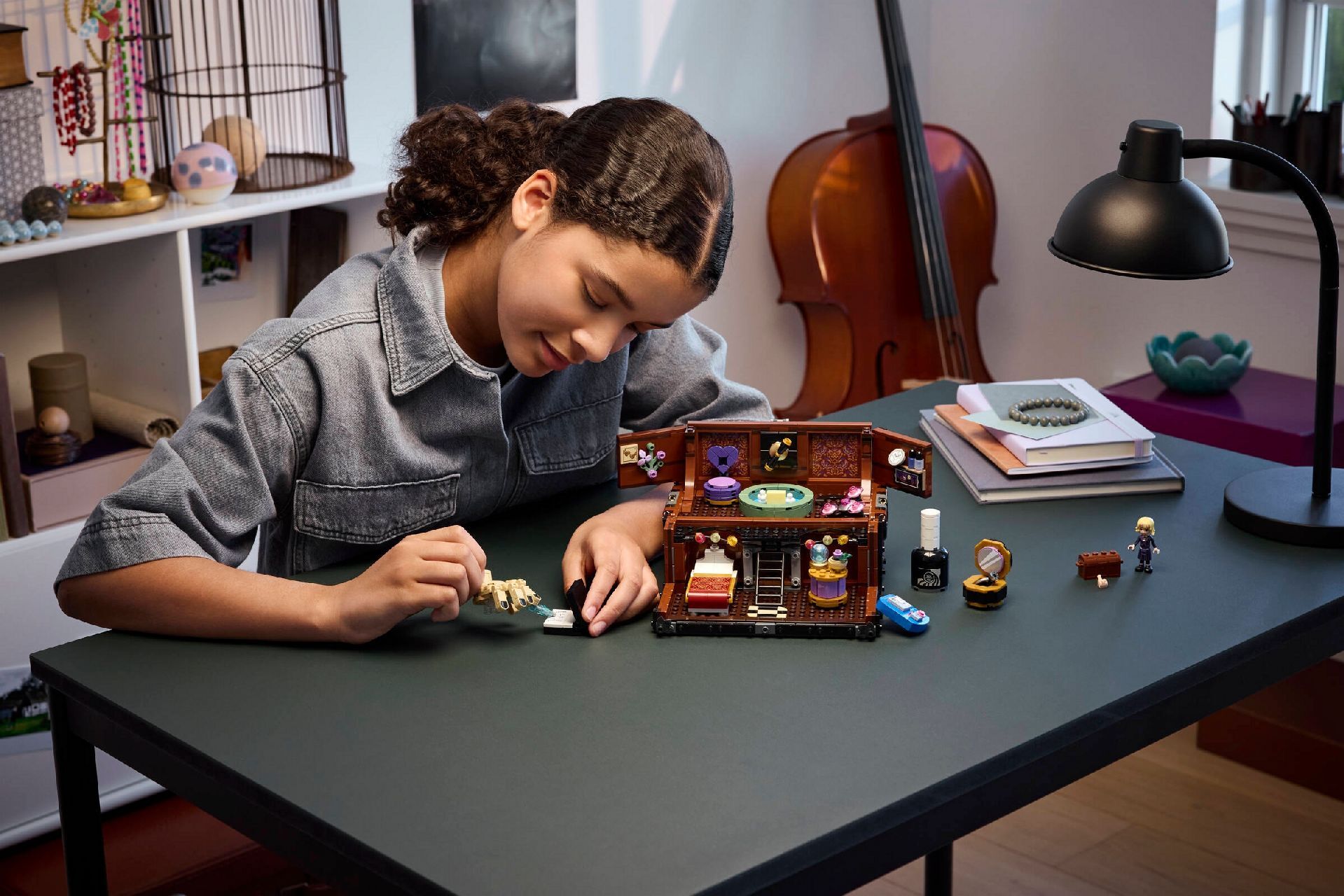 LEGO® Thing's Apartment