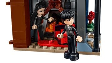 LEGO® Morticia's Cottage