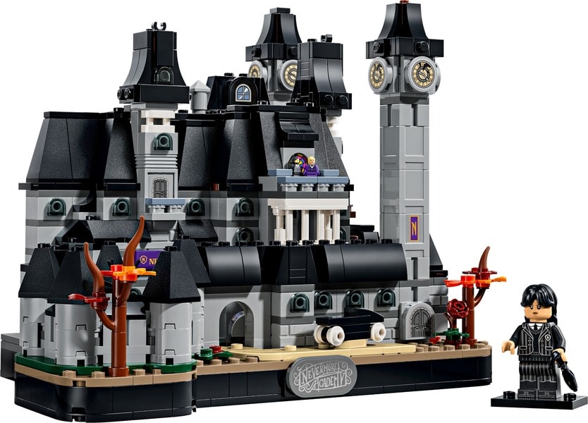 LEGO® Nevermore Academy