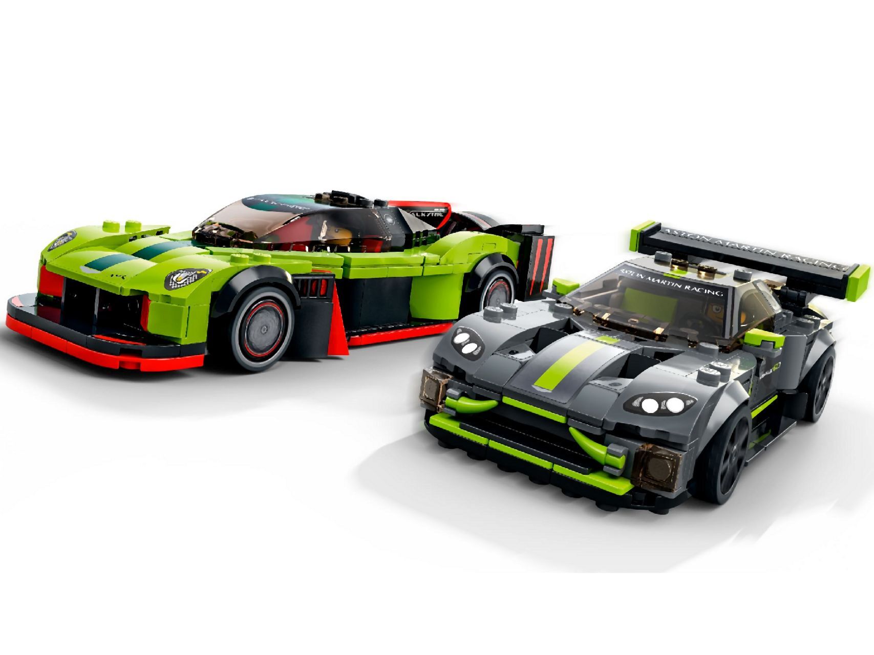 LEGO® Aston Martin Valkyrie AMR Pro and Aston Martin Vantage GT3