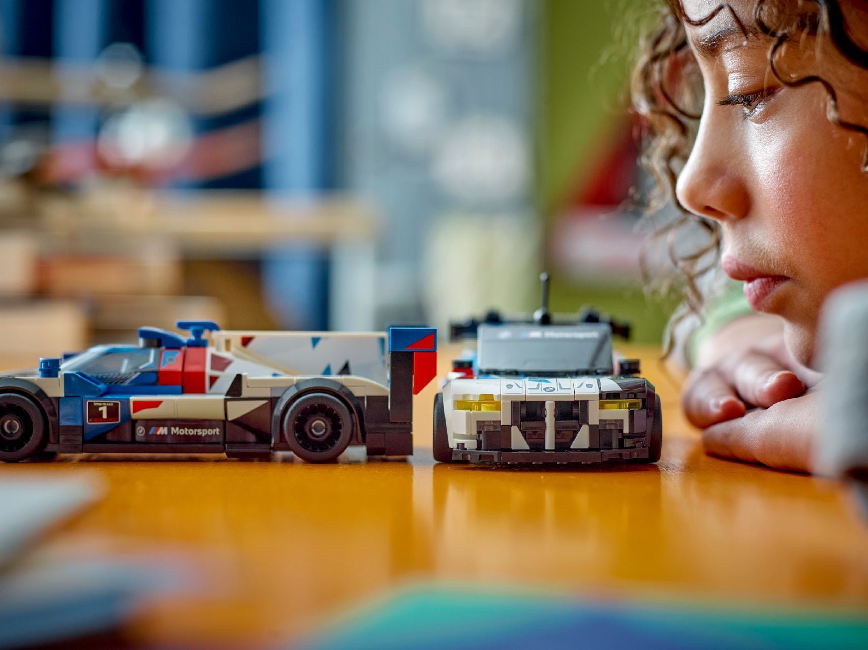 LEGO® BMW M4 GT3 & BMW M Hybrid V8 Race Cars