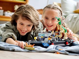 LEGO® Baryonyx Dinosaur Boat Escape