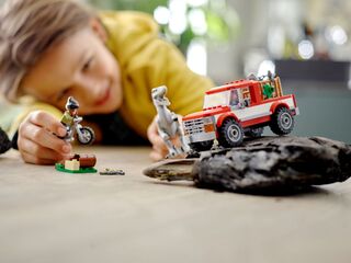 مجموعة بناء بلو آند بيتا فيلوسيرابتور كابتشر من ليغو®