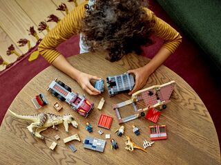 LEGO® T. rex & Atrociraptor Dinosaur Breakout