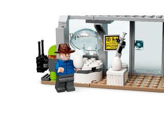 LEGO® Giganotosaurus & Therizinosaurus Attack