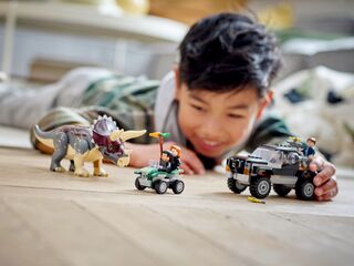 LEGO® Triceratops Pickup Truck Ambush