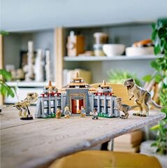 مركز الزوار: هجوم تي ريكس اند رابتور من ليغو®