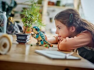 مجموعة بناء بيبي بامبي: أنكيلوسوروس من LEGO®