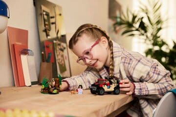 LEGO® Raptor Off-Road Escape