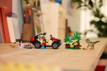 LEGO® Raptor Off-Road Escape