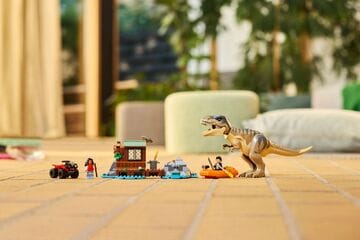 LEGO® T. rex River Escape