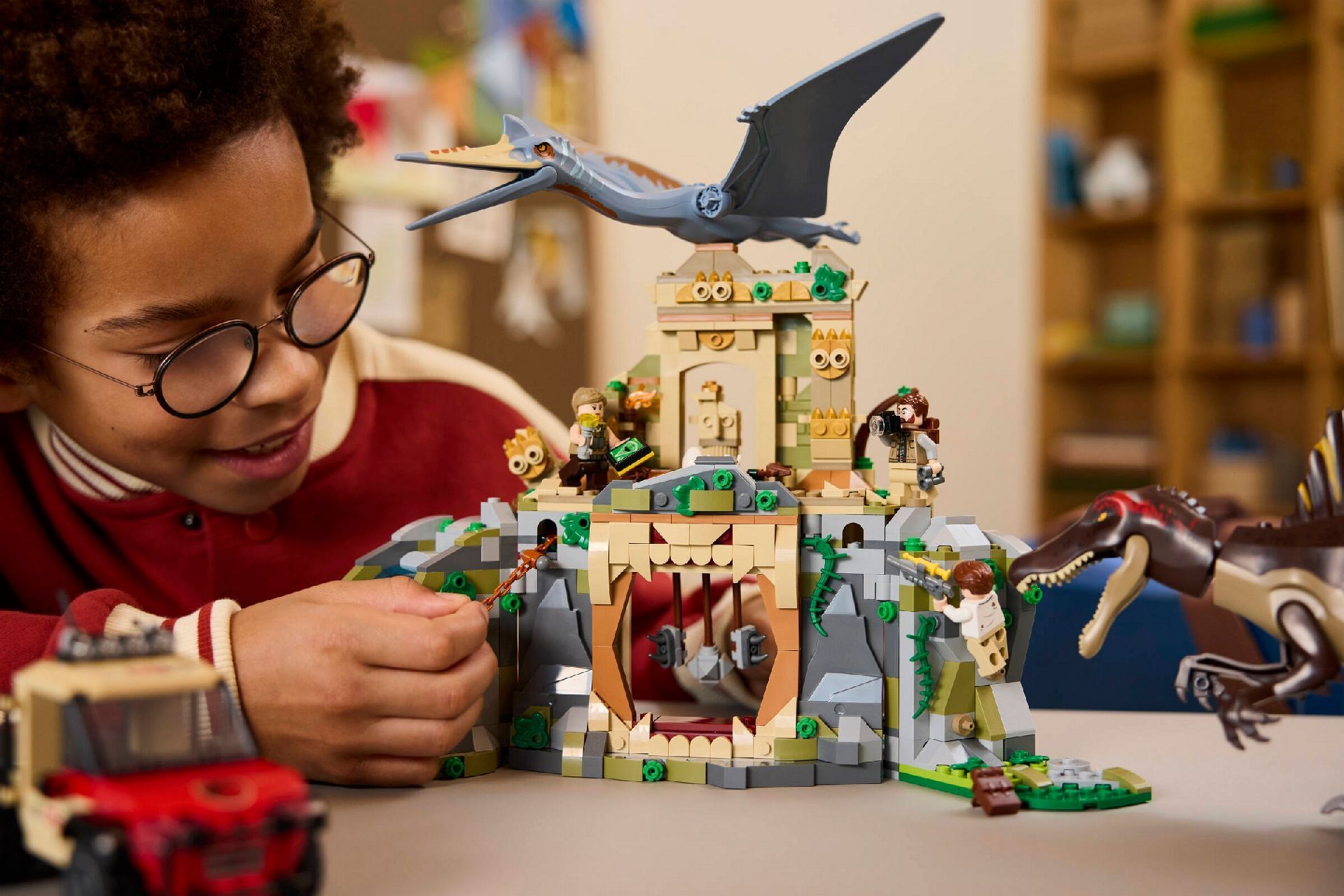 LEGO® Spinosaurus & Quetzalcoatlus Air Mission