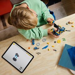 LEGO® Cyclone vs. Metal Sonic