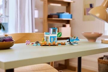 LEGO® Fly with Dodo Airlines