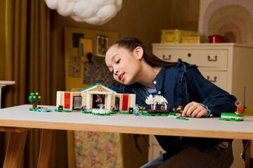 LEGO® Blathers's Museum Collection