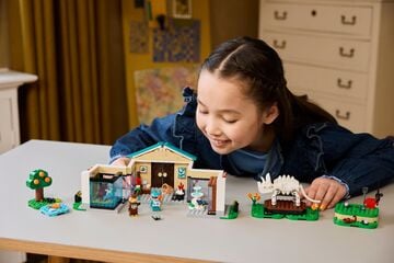 LEGO® Blathers's Museum Collection