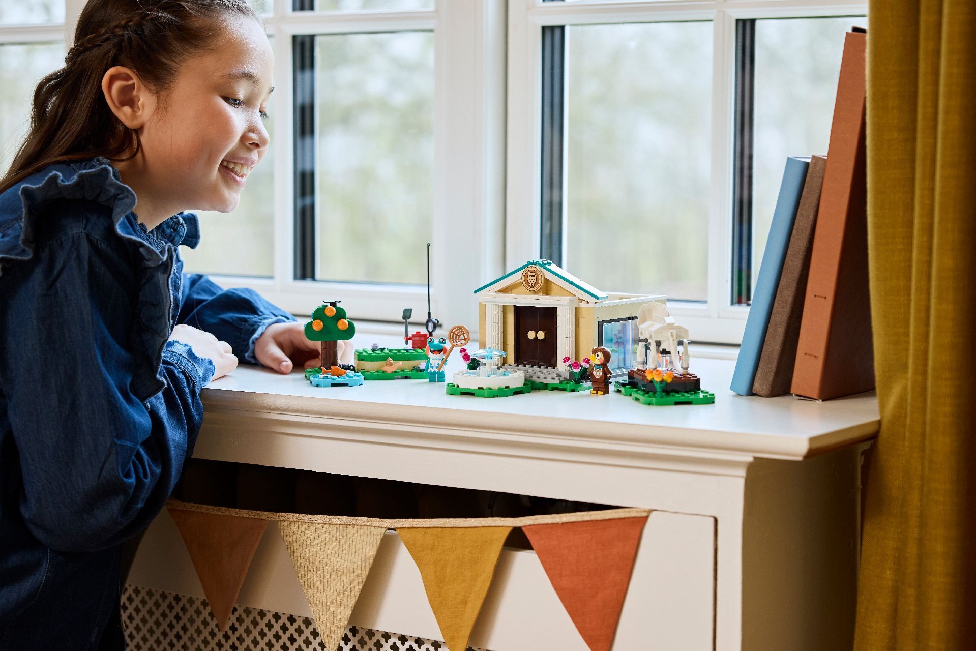 LEGO® Blathers's Museum Collection