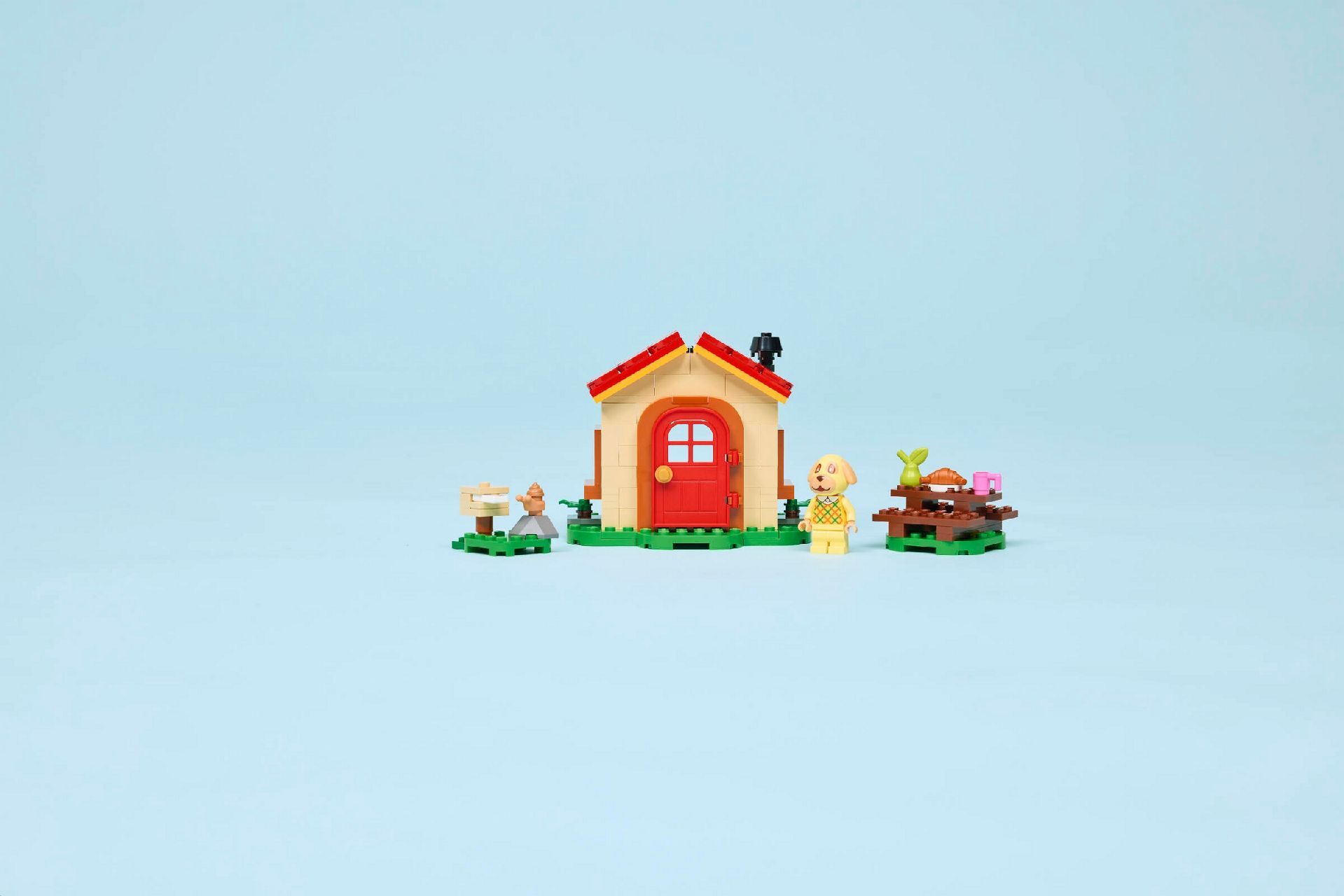 LEGO® Goldie's Cozy House