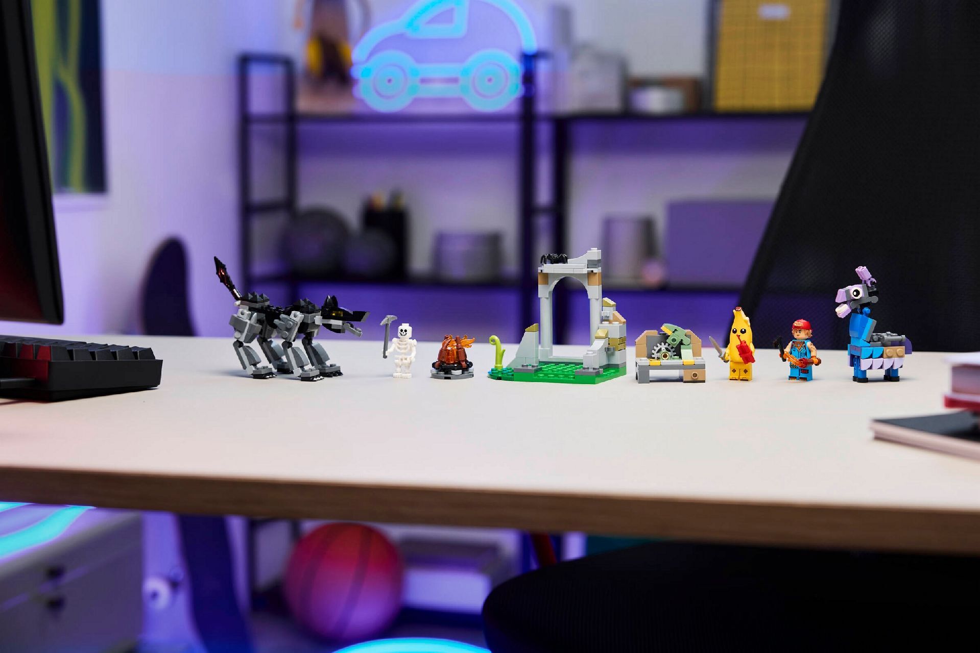 LEGO® Peely & Sparkplug's Camp