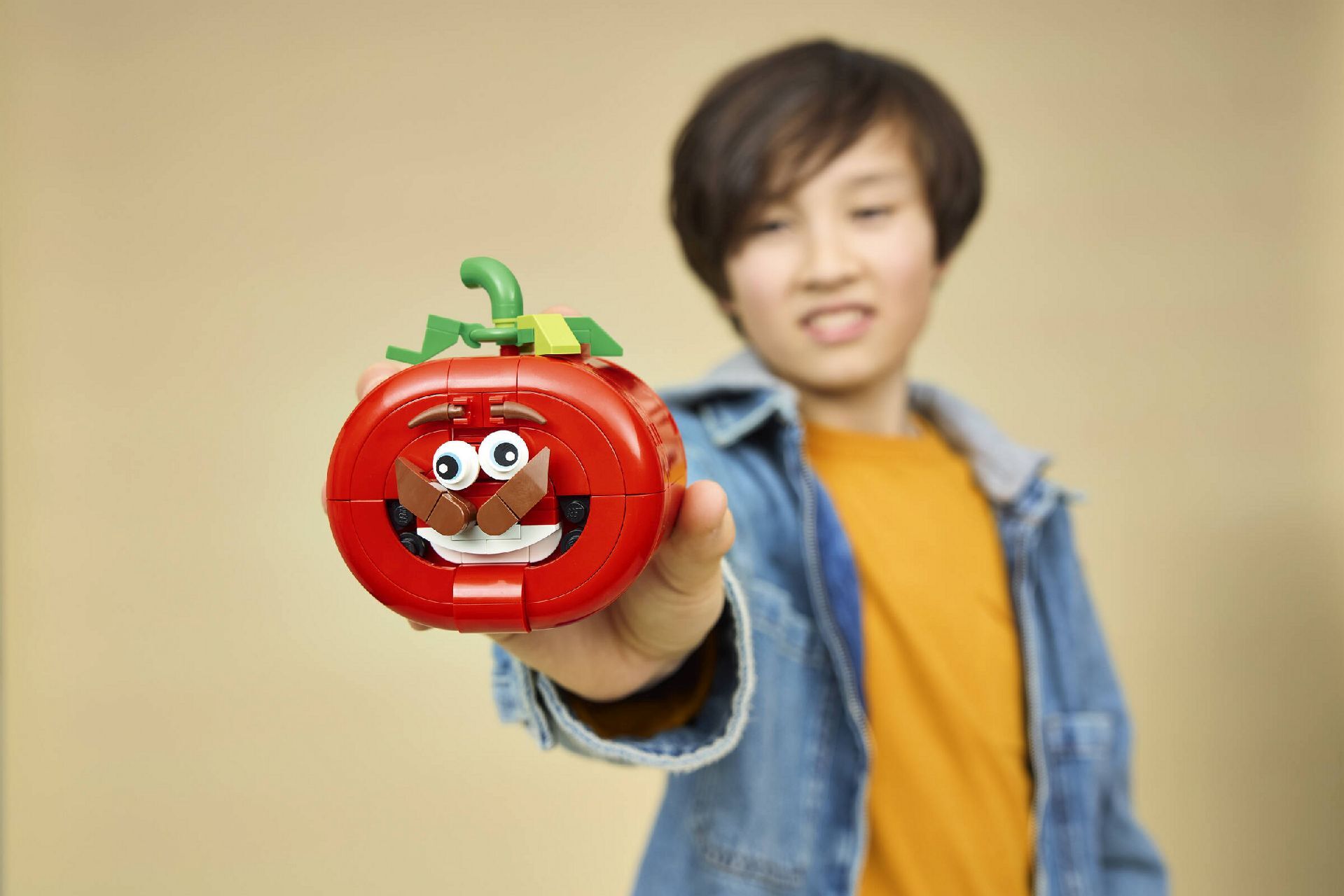 LEGO® Tomatohead