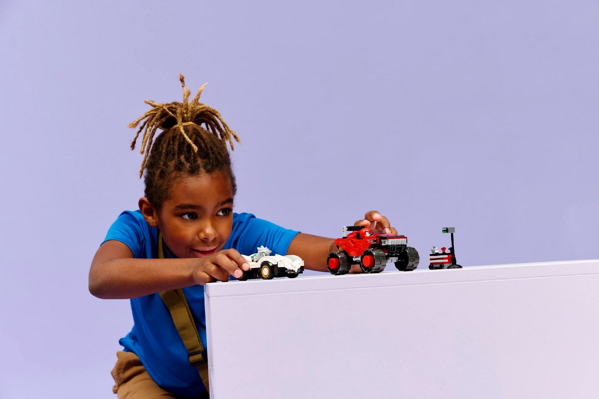 LEGO® Silver's Car vs. Knuckles' Monster Truck