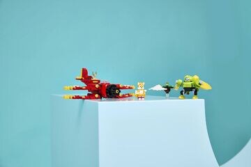 LEGO® Tails' Tornado-1