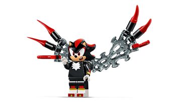 LEGO® Shadow's Mech vs. G.U.N. Trooper