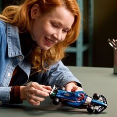 LEGO® Visa Cash App RB VCARB 01 F1® Race Car