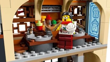 LEGO® The City of Lanterns