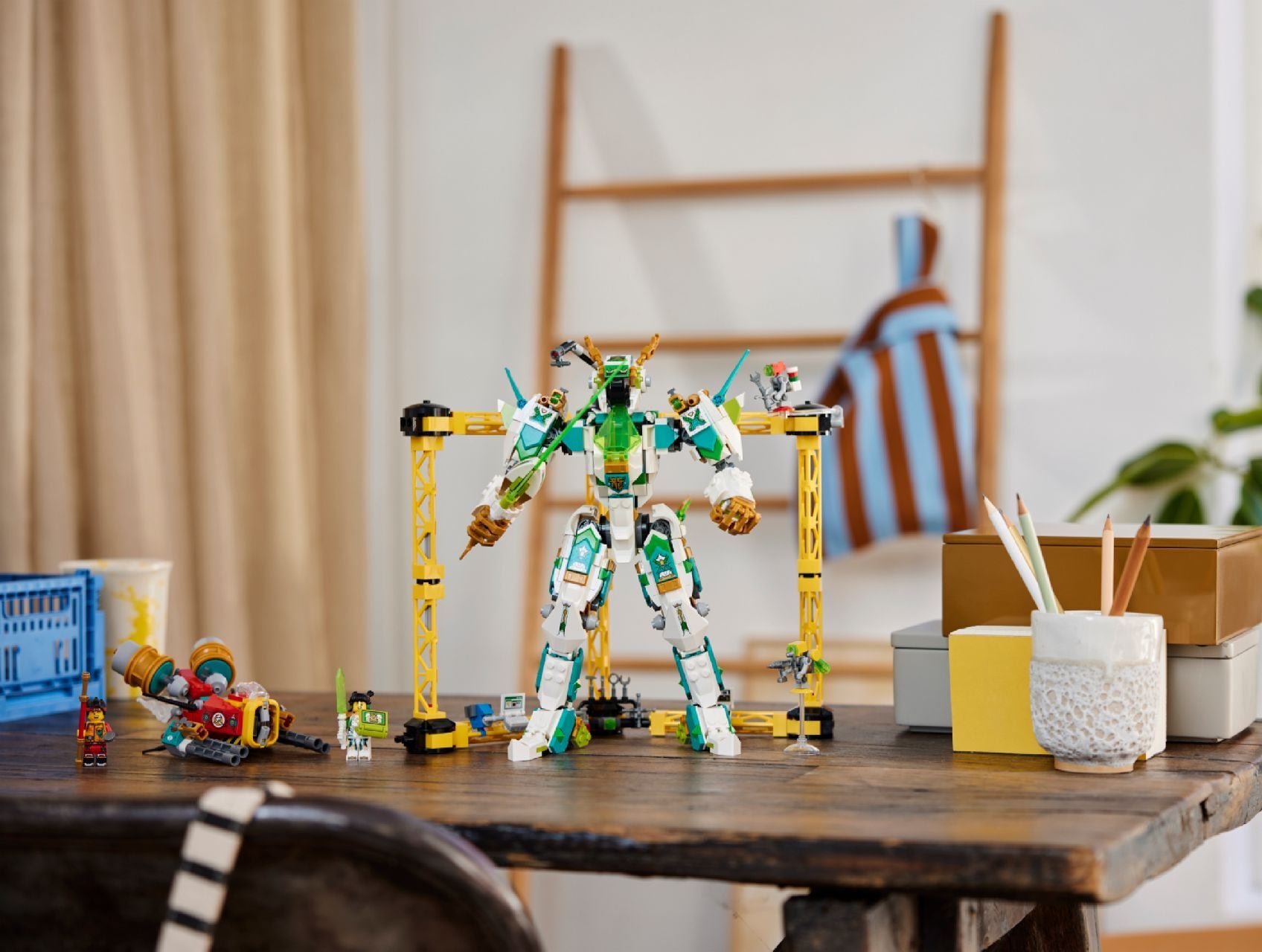 LEGO® Mei's Dragon Mech