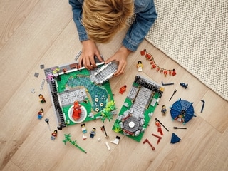 مجموعة بناء سبرينج لانترن فيستيفال من ليغو®