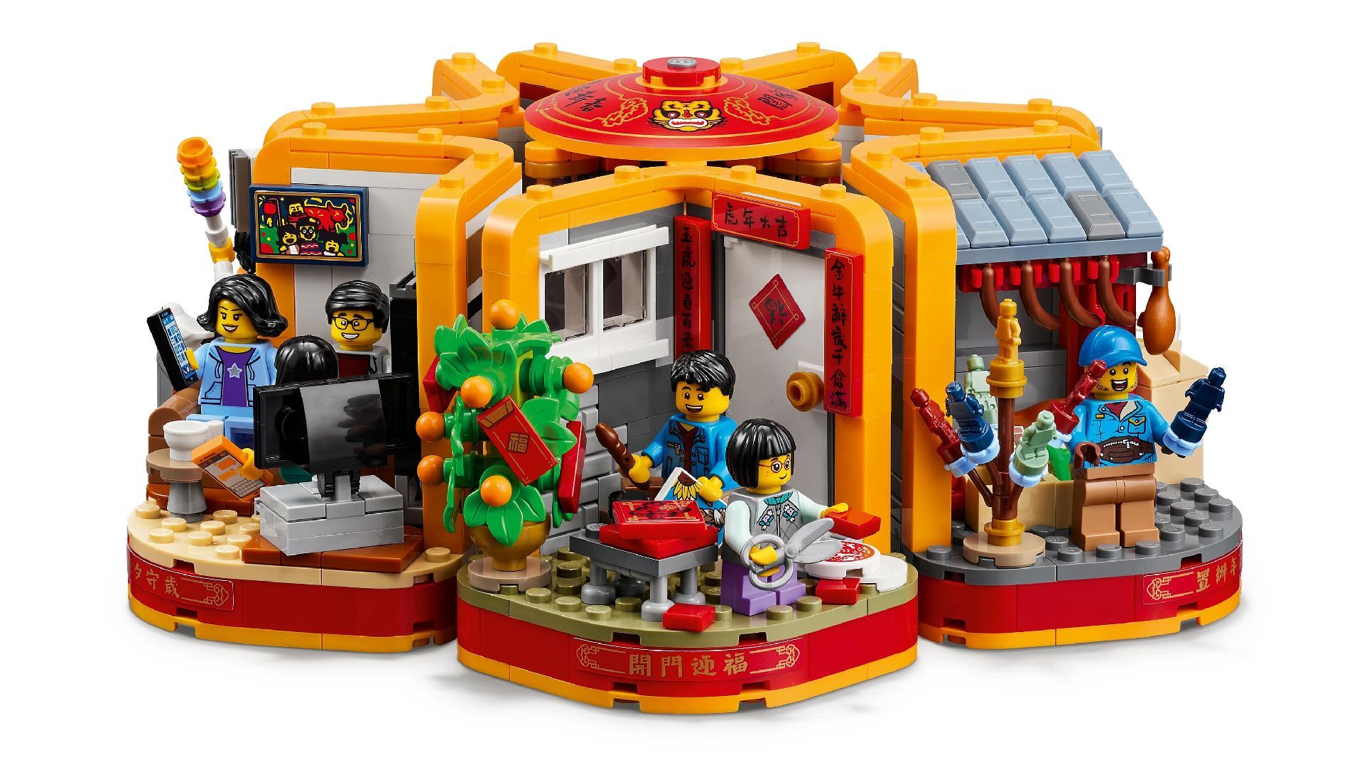 LEGO® Lunar New Year Traditions