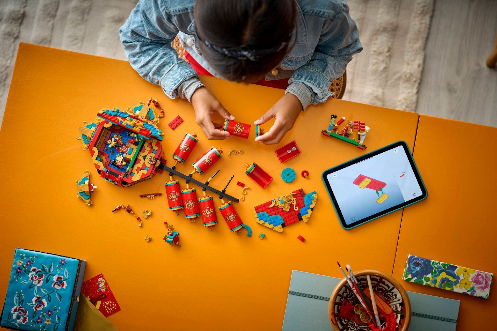 LEGO® Fortune Firecracker
