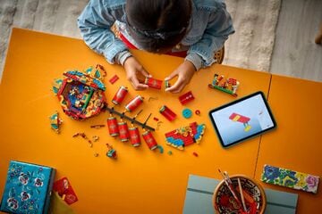 LEGO® Fortune Firecracker